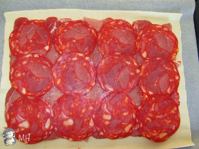 Capa de chorizo del hornazo