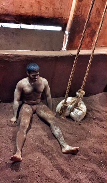 Indian man male langot underwear akhara pehalwan chinchechi talim pune 