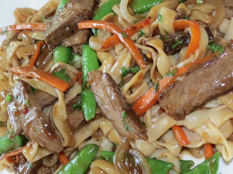 Adriana's Cookies Shirataki noodles with steak and pomegranate sauce