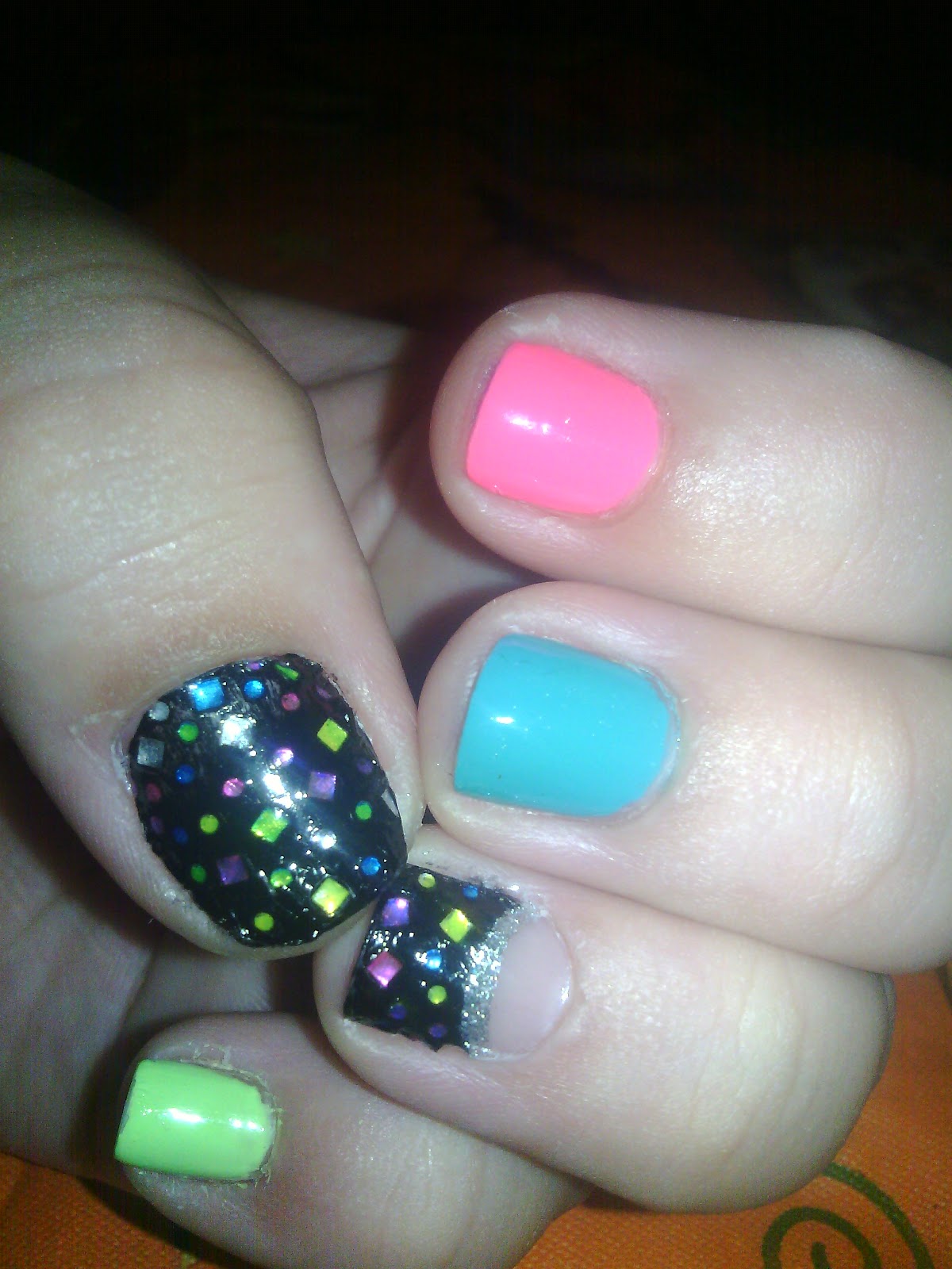 Janet Planet Nails: Retro nail art 