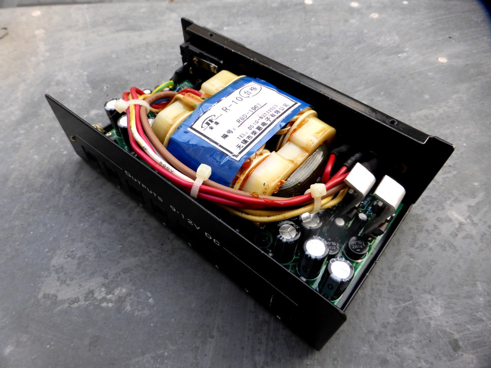 Coda Effects Make your own DIY power supply yay or nay?