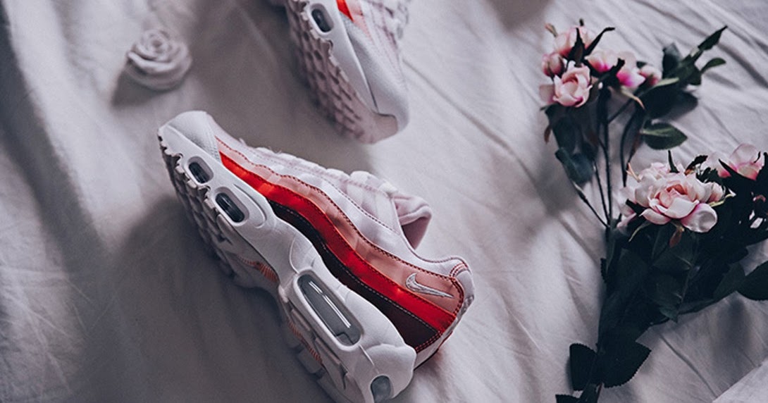 Nike Sportswear 2015 Women S World Cup Pack Planet Of The Sanquon