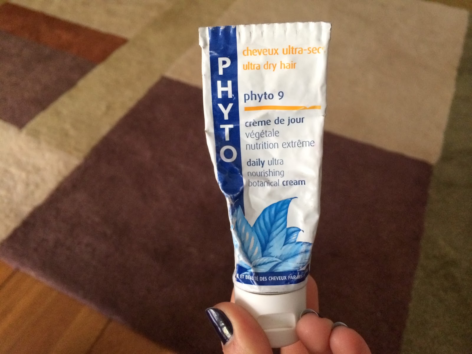 Review PHYTO Phyto 9 UltraDry Hair Nourishing Day Cream Colors That Bloom