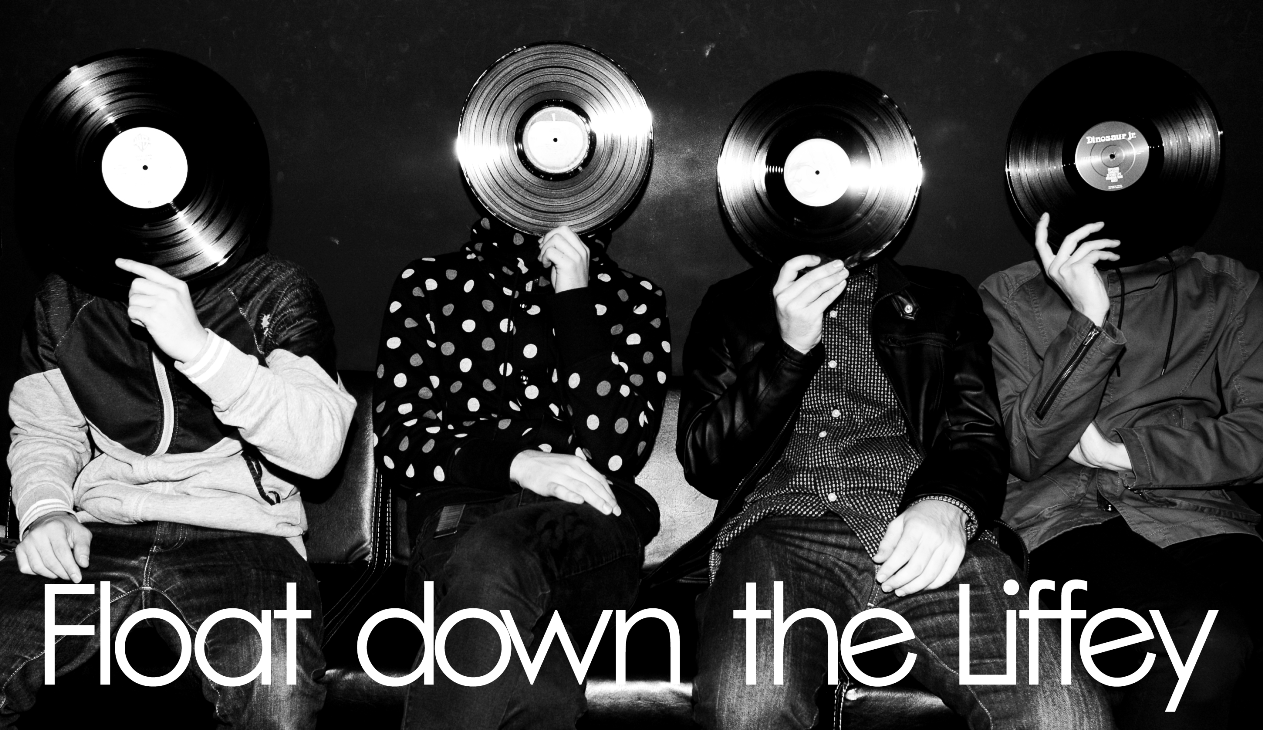 Космического измерения deadlights. Эстетика лагеря летнего. We all float down here. Float down. Зущзду адщфештп фдщтп еру кшмук.