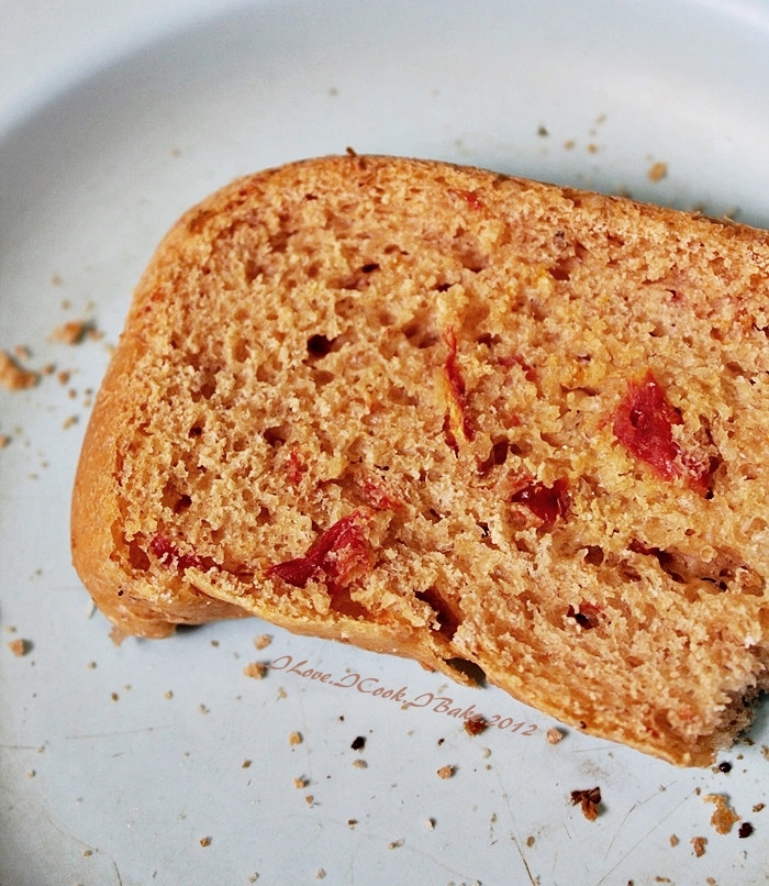 I Love. I Cook. I Bake. SunDried Tomato Bread (Bread maker)