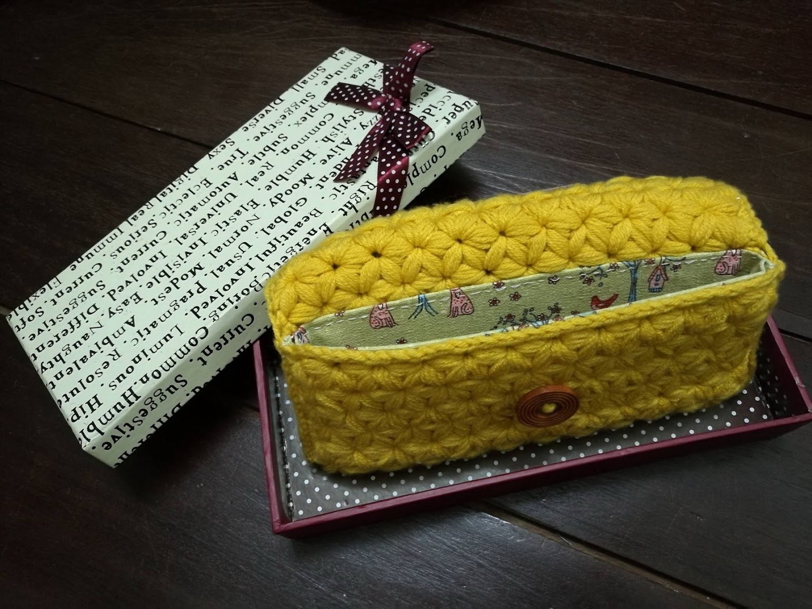 Some People Say Crochet Puffed Star Stitch Clutch Wallet Purse