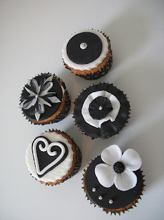 Cupcakes Blanco y Negro, parte 3