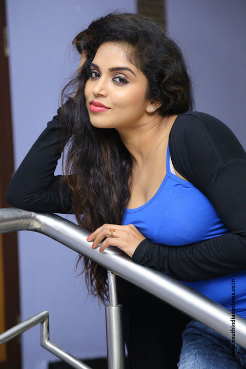 Karunya Chowdary at Seetha Ramunikosam First Look
