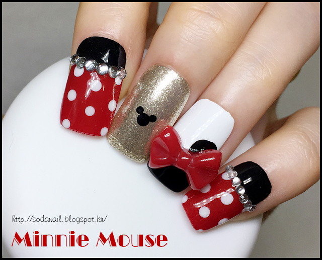 minnie mouse nail art