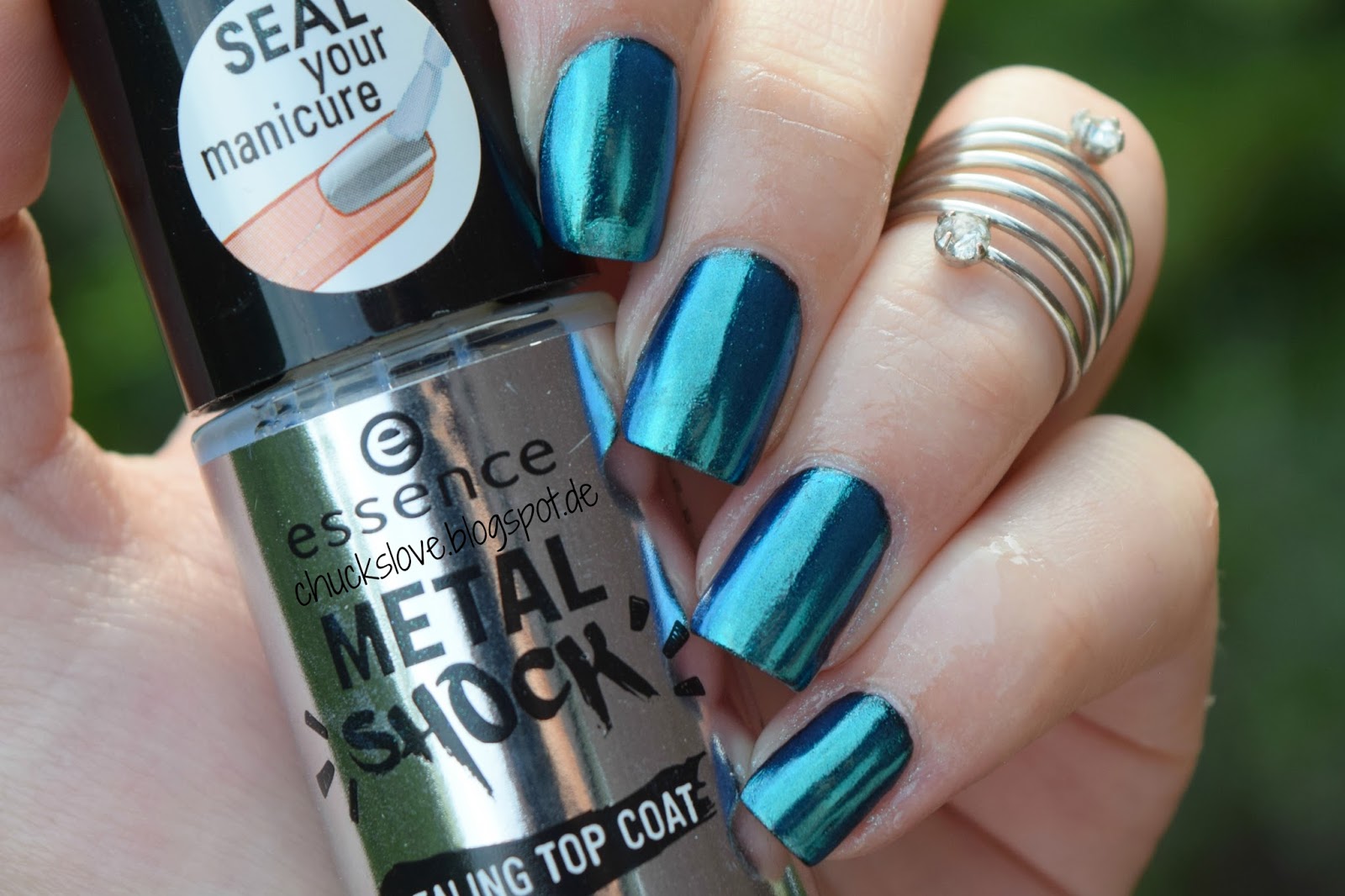 ChucksLove essence Metal Shock Nail Powder Be My Little Mermaid