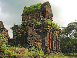 My Son sanctuary and the ruins of My Son