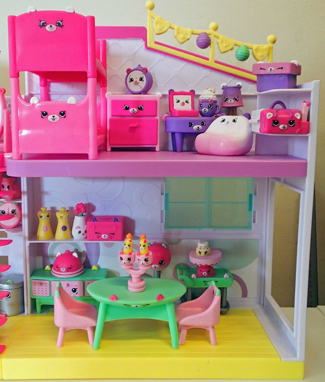 studio catalogue dolls house