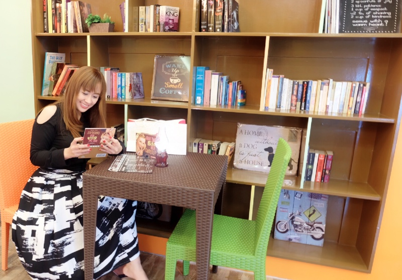 Salon Review Victor Ortega Salon and Coffee Book in Congressional