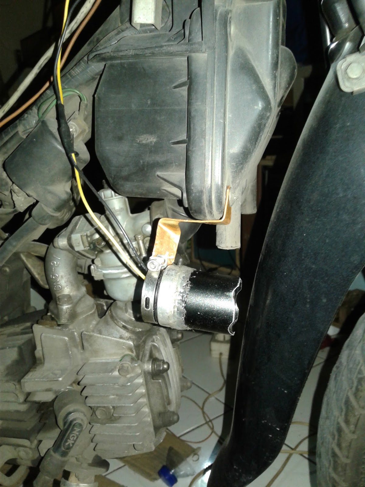 Menambah Headlamp Motor Menggunakan LED Bekas Senter SWATT POLICE