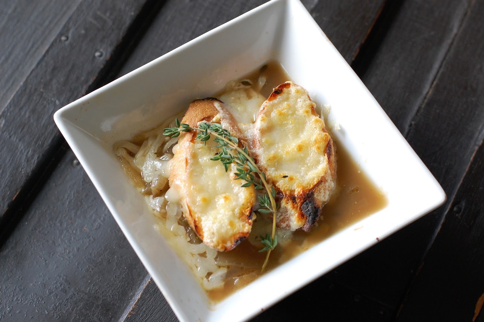 KELSIE'S KITCHEN: The Best French Onion Soup