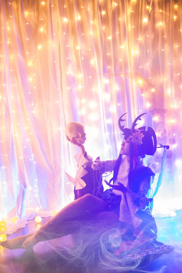 從一剛開始的《飛輪少年》的「咢」到現在的《寶石之國》的「磷葉石」，Kuro一步一步讓自己的作品日漸成熟，更臻完美。