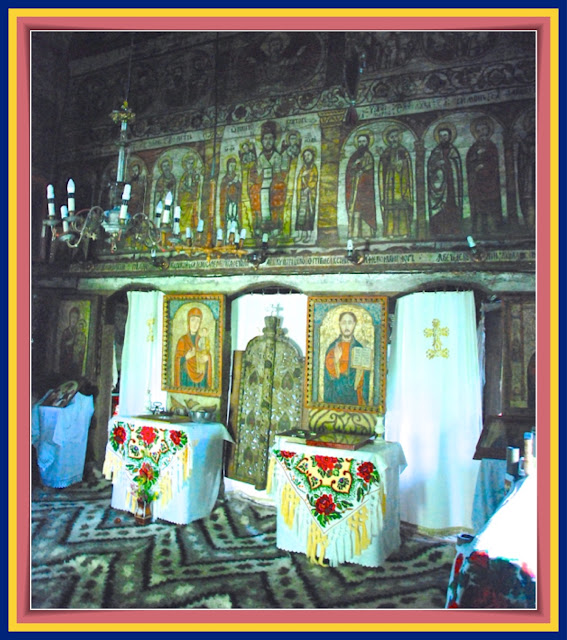 Iglesia en Desesti. Interior. Altar principal