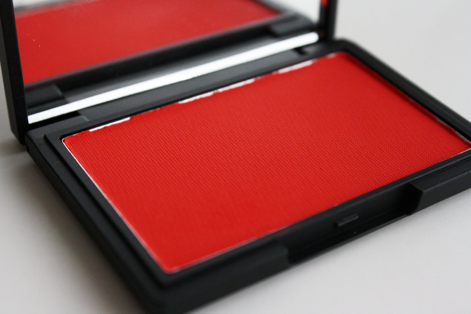 sleek scandalous blush