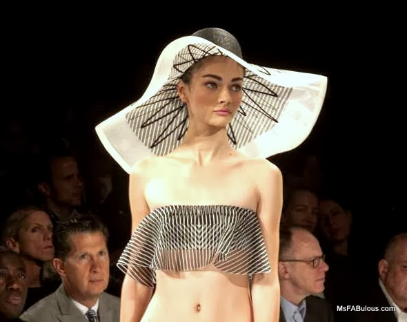 carolina herrera hat