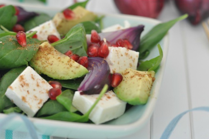 Spinach-Avocado-Salad with Feta cheese and Ras el-Hanout, glutenfree and oh-so delicious!