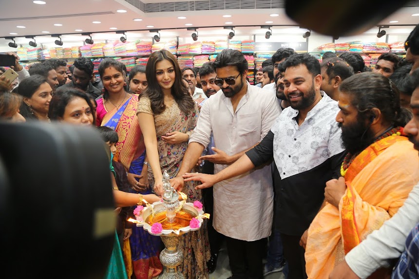Catherine Tresa at KLM Fashion Mall Opening
