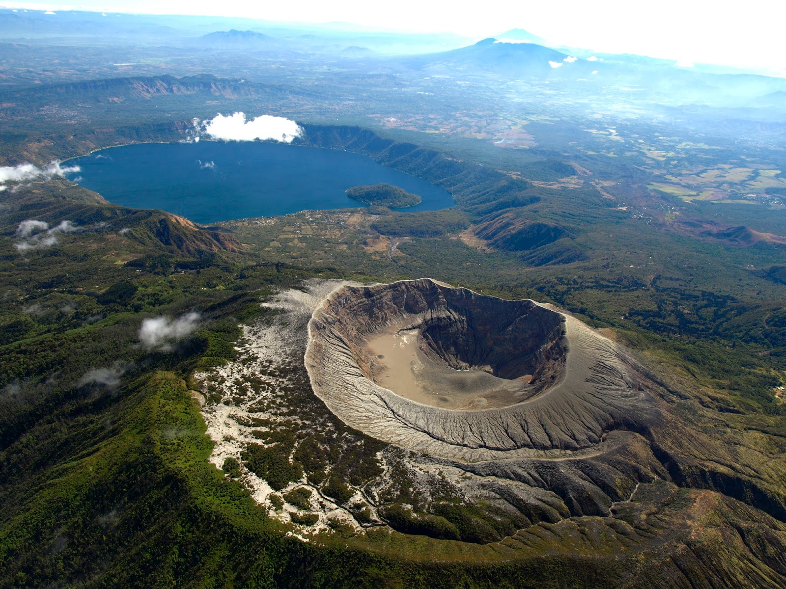 Lago de Coatepeque, un lugar mágico El Portal Periódico Digital