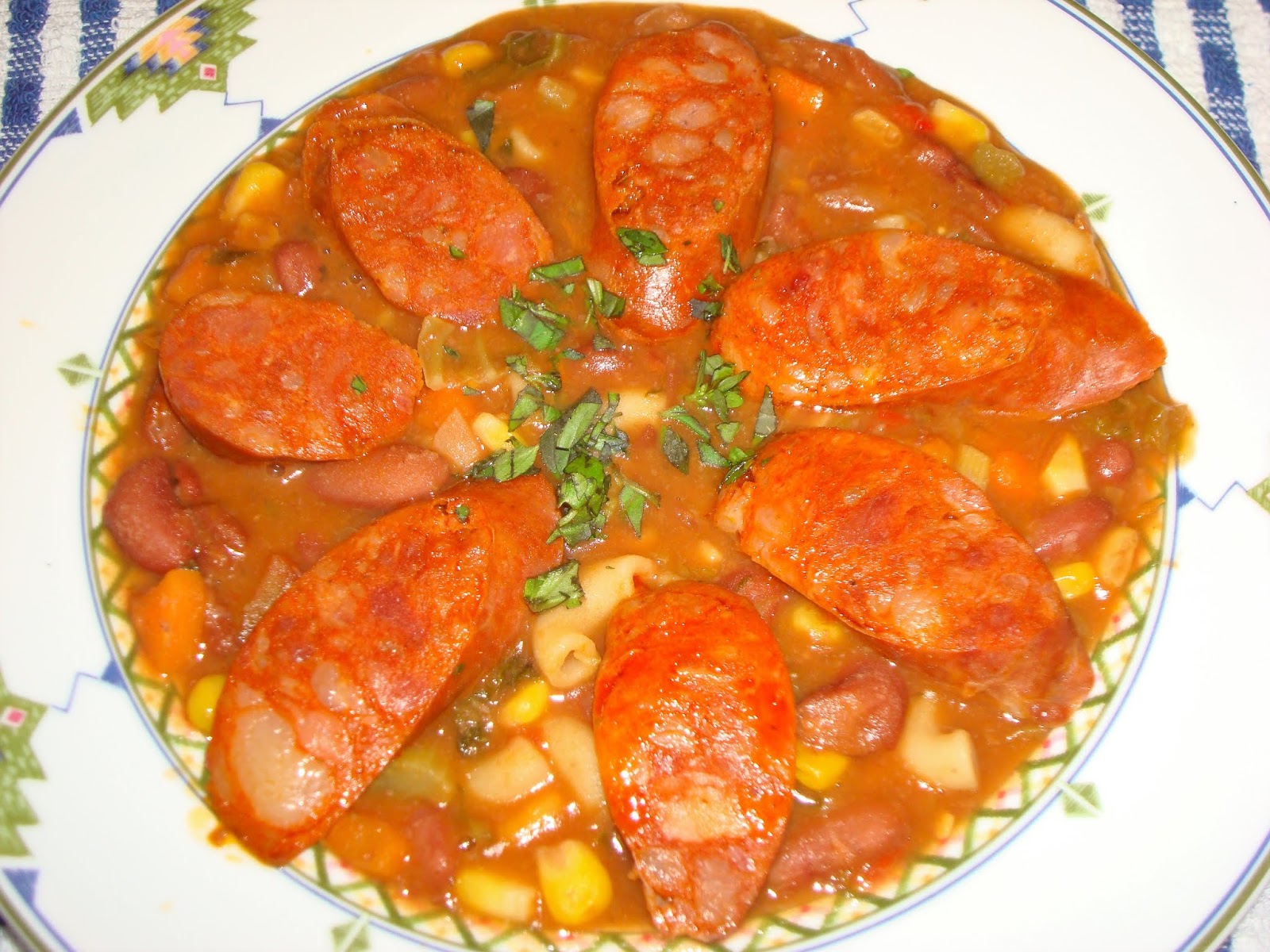 LA COCINA DEL POLLO RED KIDNEY BEANS AND CHORIZO MINESTRONE