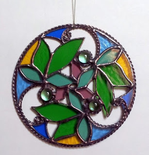 https://www.etsy.com/listing/222121791/round-pendant-spring-time-floral?ref=shop_home_active_16