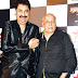Mahesh Bhatt and Kumar Sanu recreate Tere Dar Par Sanam