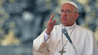 Papa denuncia la corrupción, las mafias y la idolatría del dinero