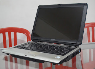 Jual Laptop TOSHIBA Satellite M100