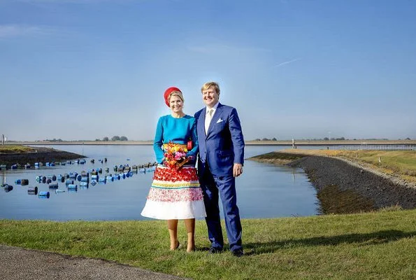 Queen Maxima wore Claes Iversen colourful skirt from Claes Iversen Haute Couture SS2017. visit to Schouwen-Duiveland and Tholen