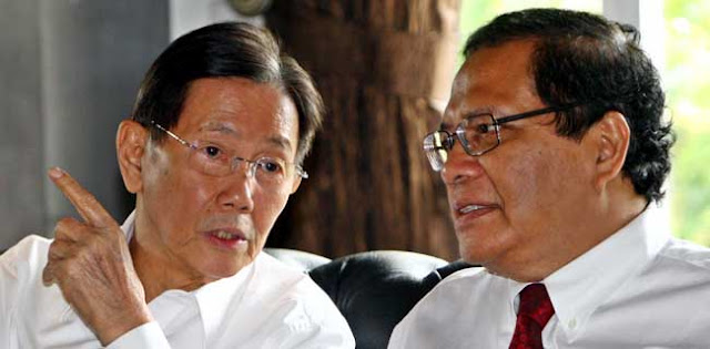 Kwik Kian Gie dan Rizal Ramli Masuk Tim Pemenangan Prabowo-Sandi Kwik Kian Gie dan Rizal Ramli Masuk Tim Pemenangan Prabowo-Sandi