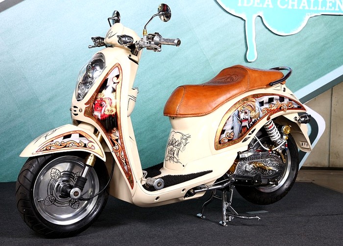 Honda Scoopy Custom