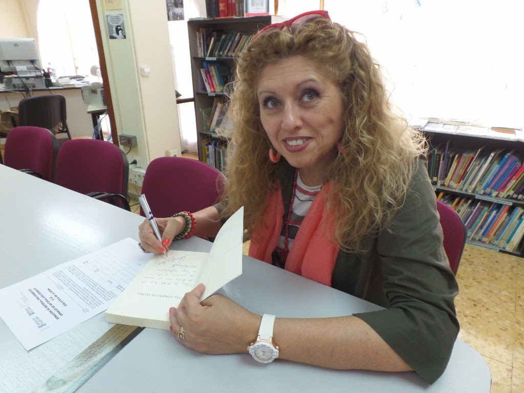 El Blog de María Serralba - Donación Biblioteca Dona