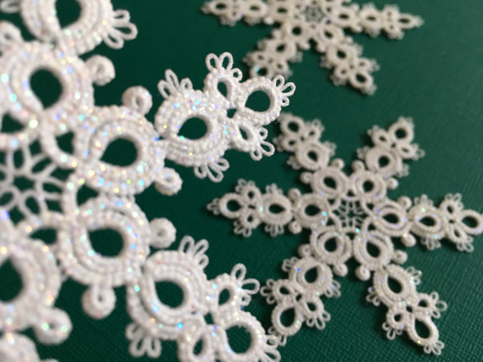 Tatting by the Bay: Testing out Fabric Stiffeners