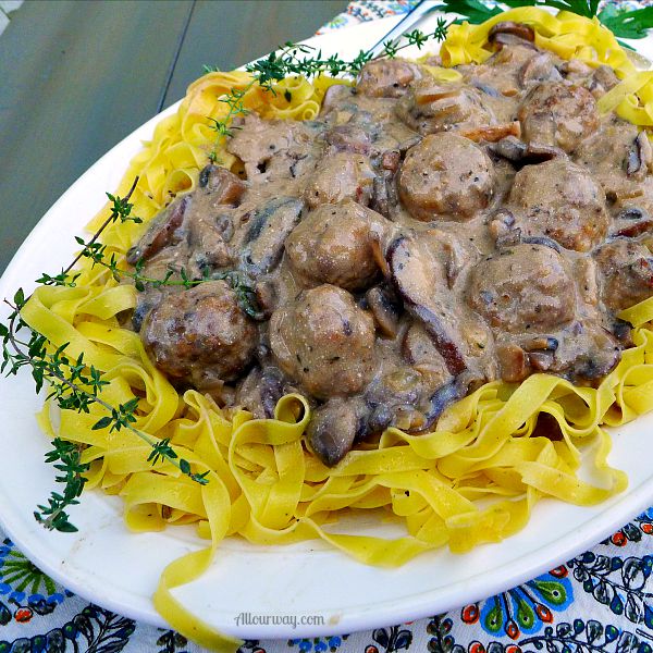 italian meatballs in creamy mushroom sauce