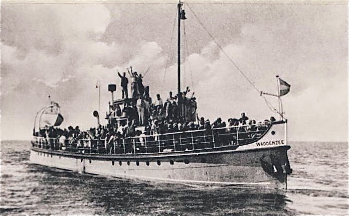 Veerboot 'Waddenzee' van rederij Olivier en Van der Geest. Ca. 1947.