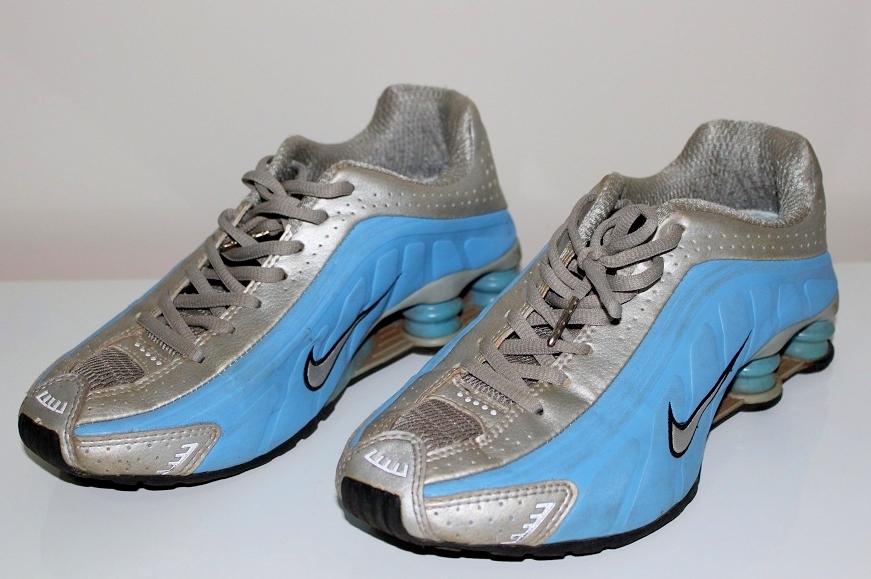 tenis shocks nike