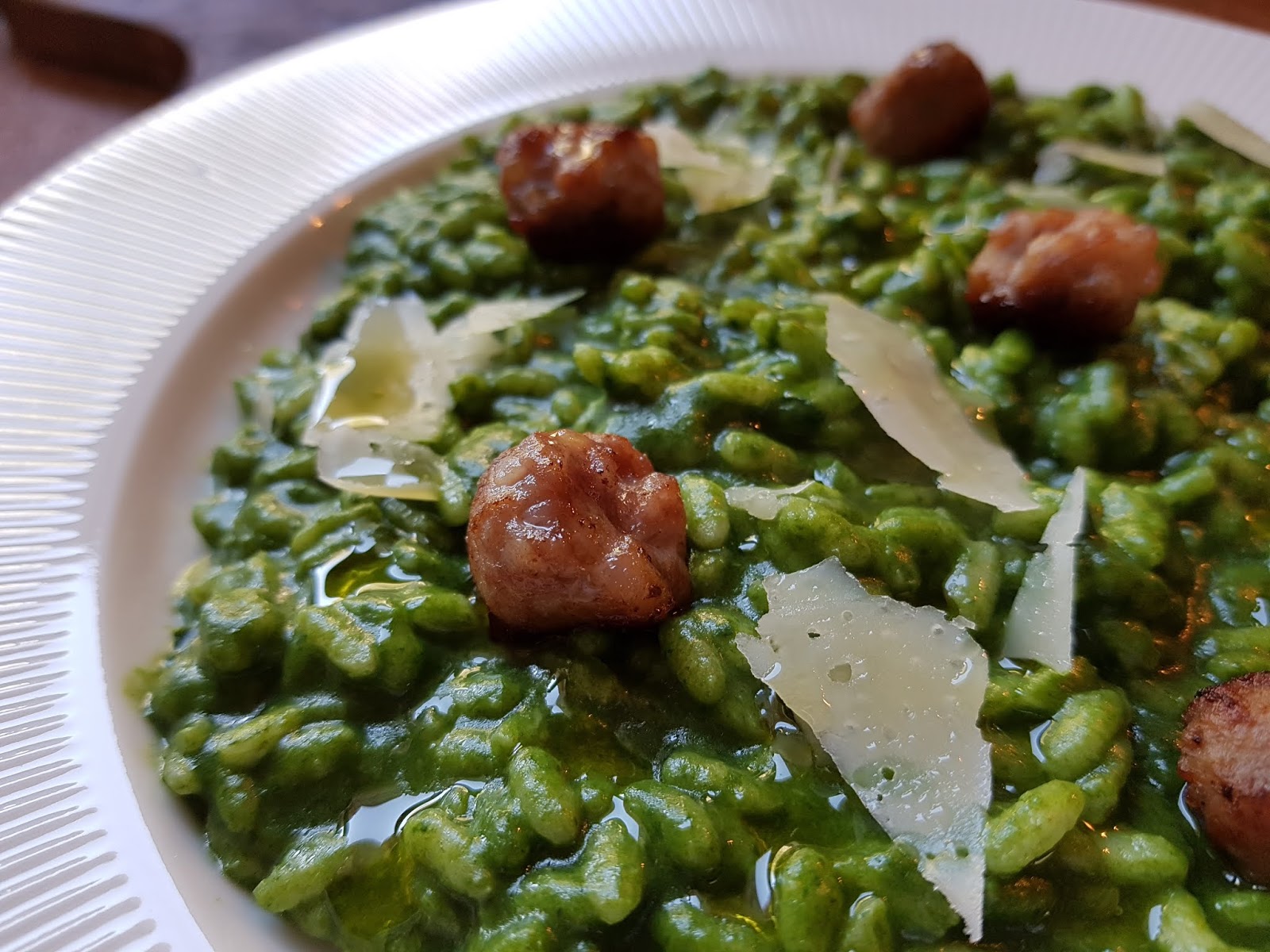 Risotto alle cime di rapa, luganega e canestrato pugliese da Fatemi
