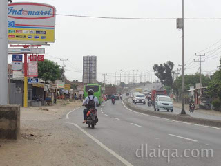 Jalan Raya Natar di sekitar fly-over Pasar Natar Jalan Raya Natar di sekitar fly-over Pasar Natar