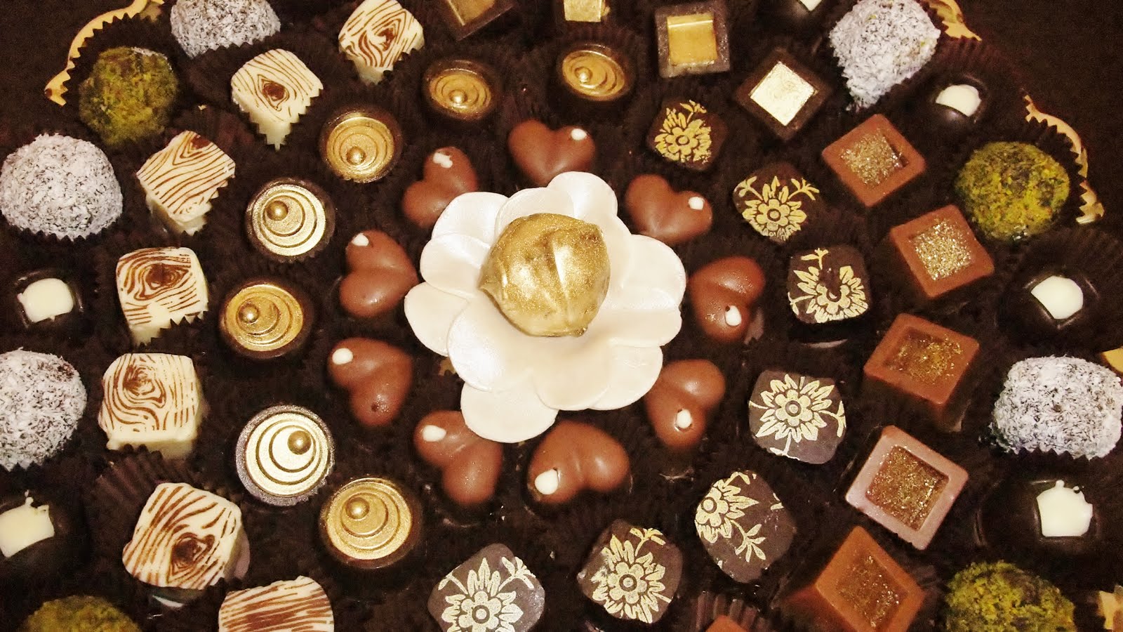 İpek Butik Pasta ,Çikolata ve Kurabiye söz ve nişan çikolatarı