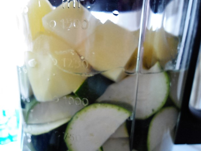 Grinscheles Welt: Zucchinicreme - Suppe
