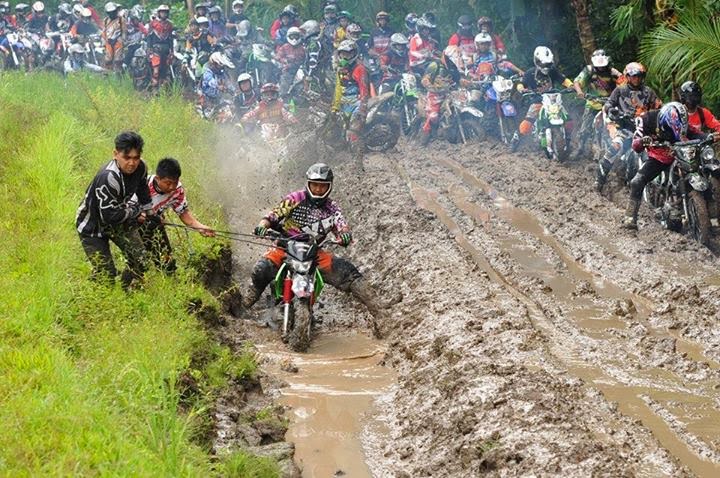 Kelemahan Dan Harga Motor Kawasaki Klx 250 , 150 Supermoto ...