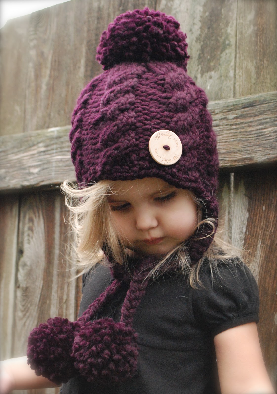 The Velvet Acorn: New Hat Designs!