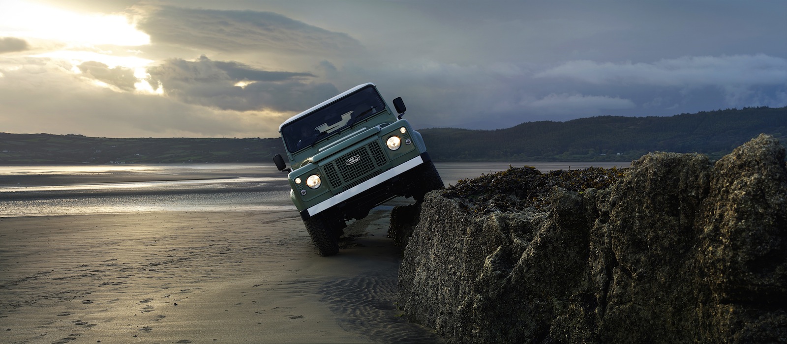 Chemicals Tycoon In Talks With Land Rover To Bring Back ...