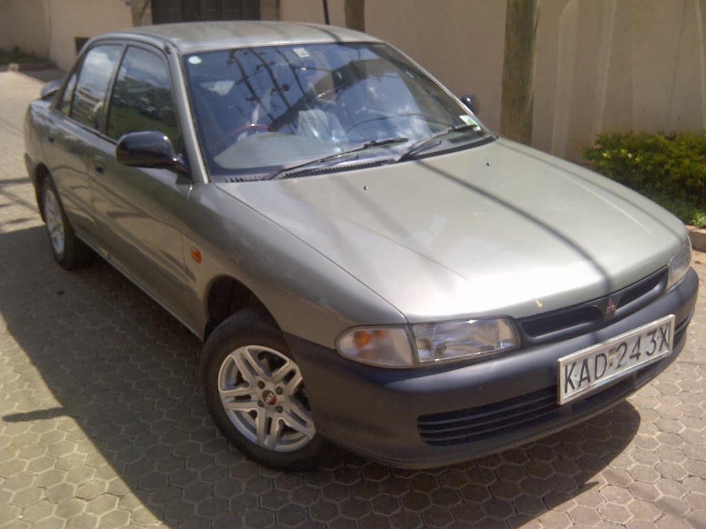 MITSUBISHI LANCER GL LOCAL 1300 CC 5 SPEED MANUAL