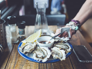 raw_oysters.jpg