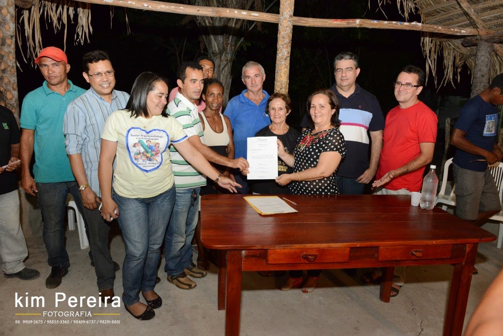 Prefeita Ducilene Belezinha assina Ordem de Serviço para construção do sistema de abastecimento de água no Povoado Mangabeira 