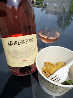 Rossco’s Harissa Grilled Chicken Thigh on a Mixed Grain Salad with 2016 Ravine Cabernet Rosé